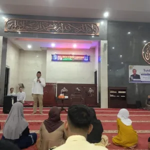 Anggota DPR RI H. Rokhmat Ardiyan Gelar Buka Bersama dengan Keluarga Besar RS Permata Kuningan