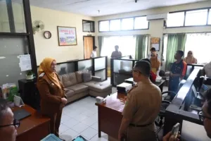 Wakil Bupati Kuningan, Tuti Andriani, SH Sidak Ke Beberapa OPD