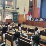 Waduh ! Ratusan Siswa SMP Duduki Gedung DPRD Kuningan