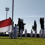 Ribuan Siswa Mainkan Angklung di Puncak Peringatan Hardiknas 2025 Kabupaten Kuningan