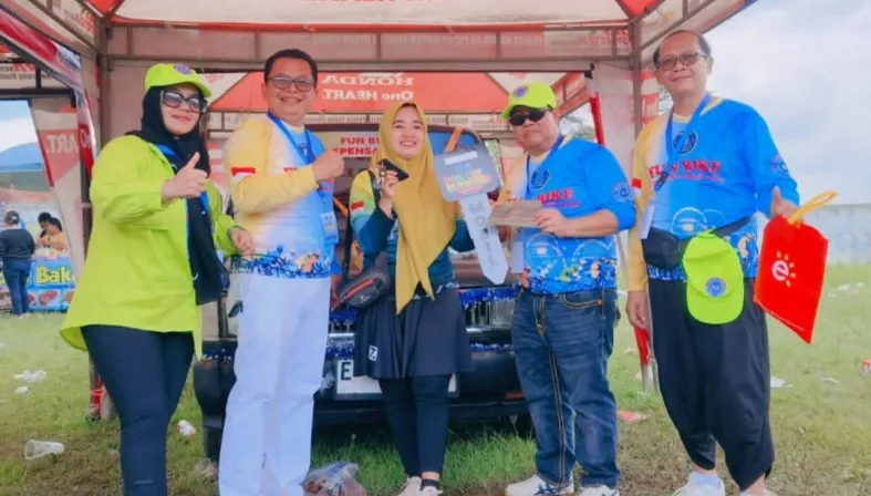 Fun Bike IKA SPENSANGI Pecahkan Rekor Goweser Asal Tasik Boyong Hadiah Mobil