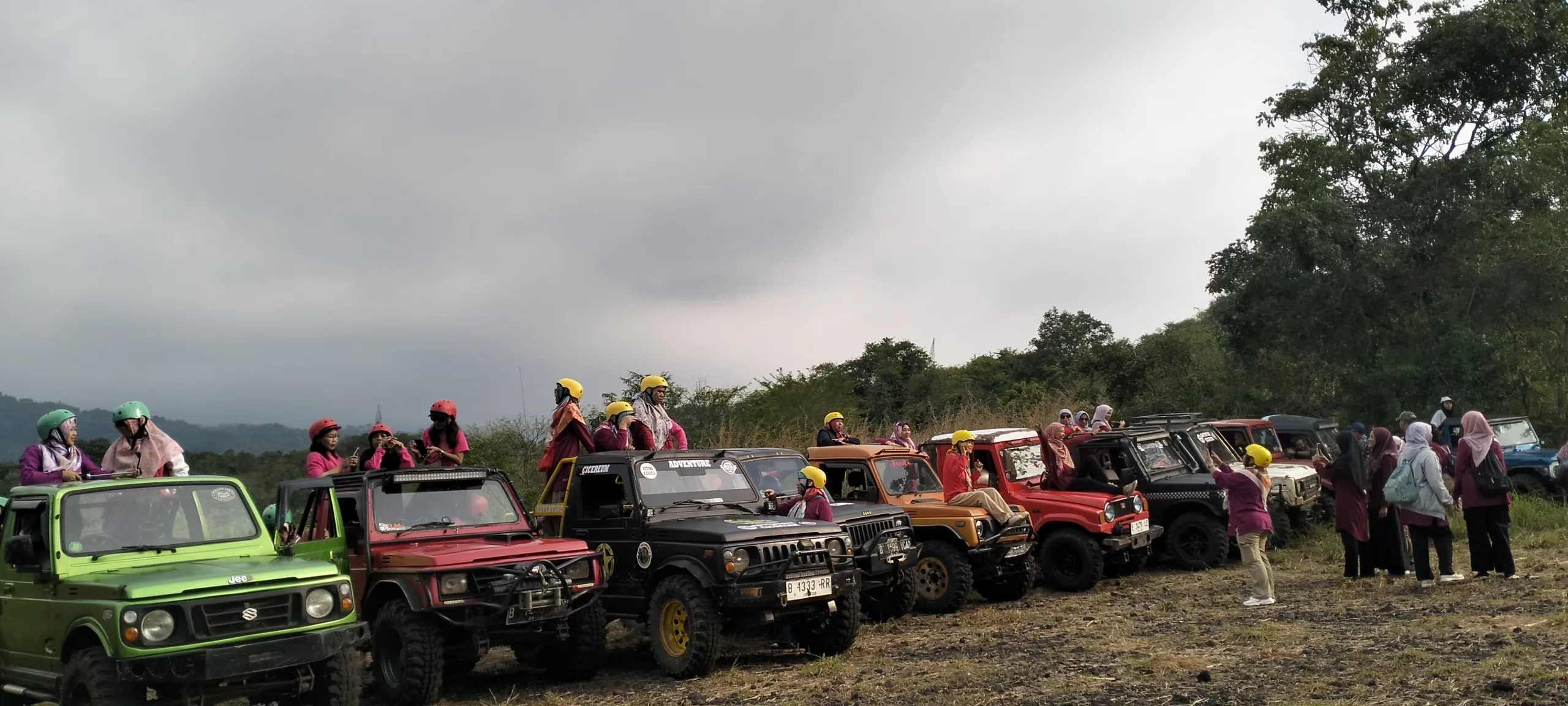 IGTKI Kecamatan Jatinegara Jakarta Timur Jelajahi Serunya Wisata Off-Road Talaga Biru Cicerem Kuningan
