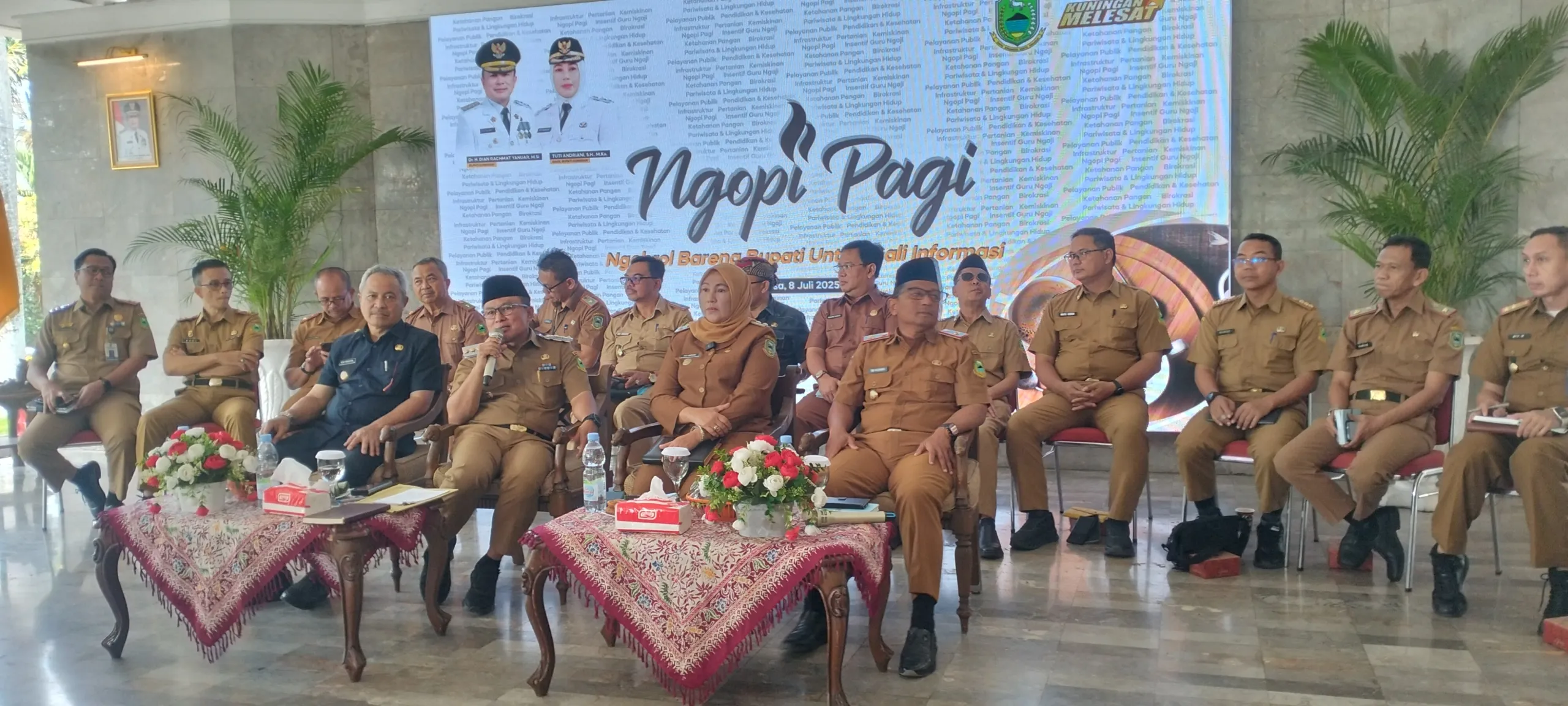 Ngopi Pagi Bersama Bupati : 79,6% Warga Puas, Bupati Kuningan Refleksikan Capaian 100 Hari Kerja