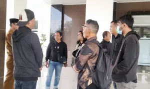 Warga Bergerak! Jalan Desa Babakan Reuma Sepanjang 1 Km Akan Diperbaiki Bersama Tim Relawan