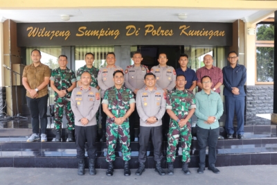 Foto Bersama Dandim Dengan Kapolres Kuningan