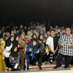 Foto Bersama Di Rumah Kediaman Agn