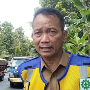 Kadis Putr Kuningan Ir.putu Bagiasna Mt