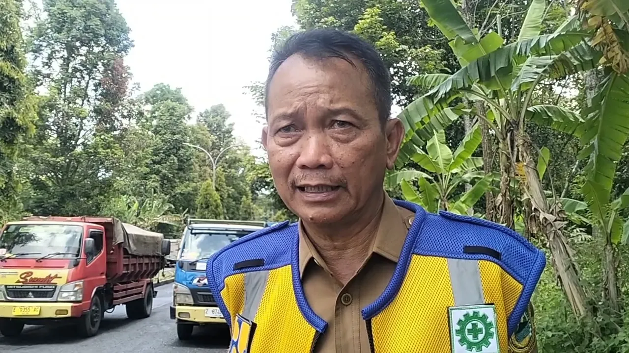 Kadis Putr Kuningan Ir.putu Bagiasna Mt