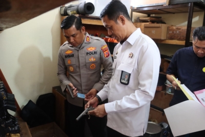 Kalapas Saat Berkunjung Ke Mapolres Kuningan