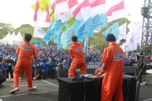 Pemandu Lahun Saat Konser Dijababeka