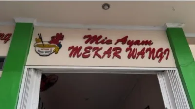 Tempat Produksi Mie Mekar Wangi