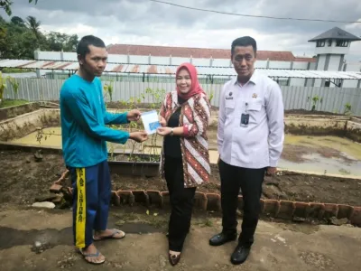 Kalapas Kuningan Bri Dan Warga Binaan