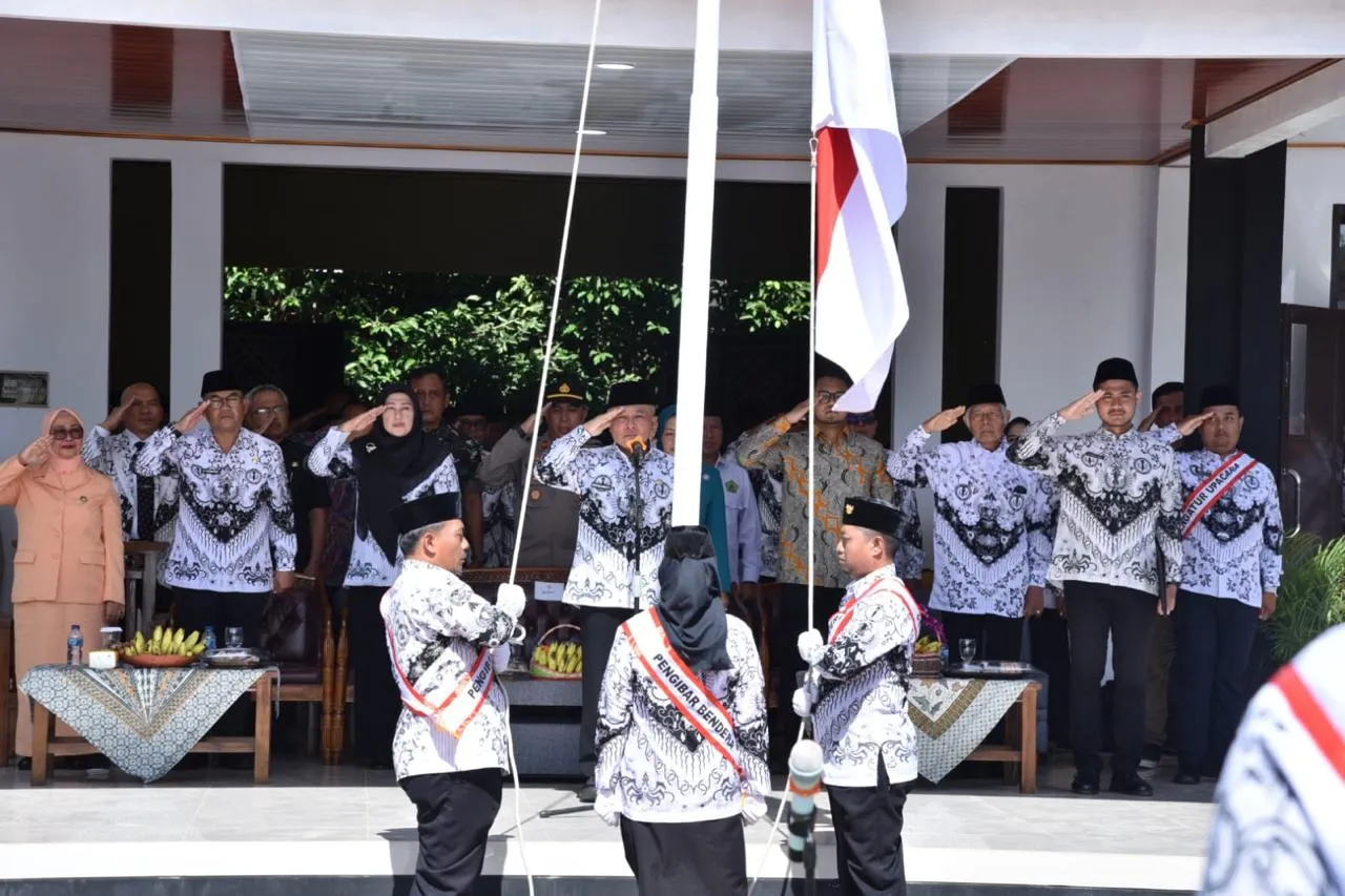Upacara Peringatan Hari Guru