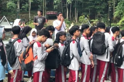 Acara Outing Class Di Wisata Cibulan