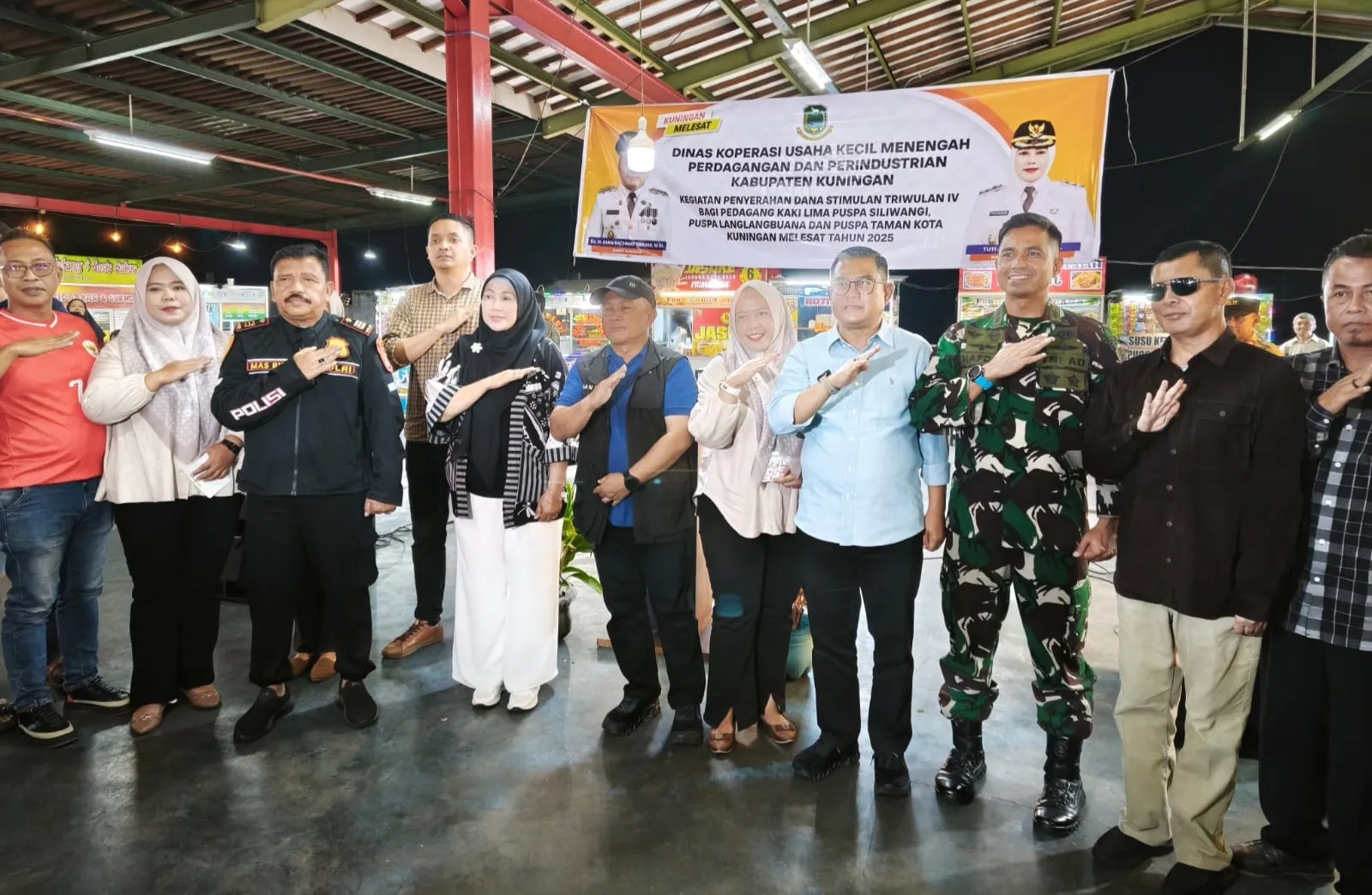 Acara Pembagian Stimulan Untuk Pkl Puspasiliwangi