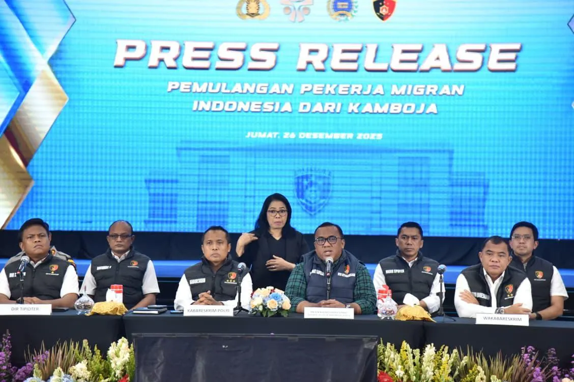 Andi Gani Saat Memberikan Sambutan