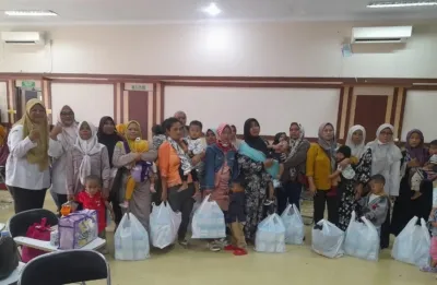 Balita Stunting Saat Menerima Bantuan Susu