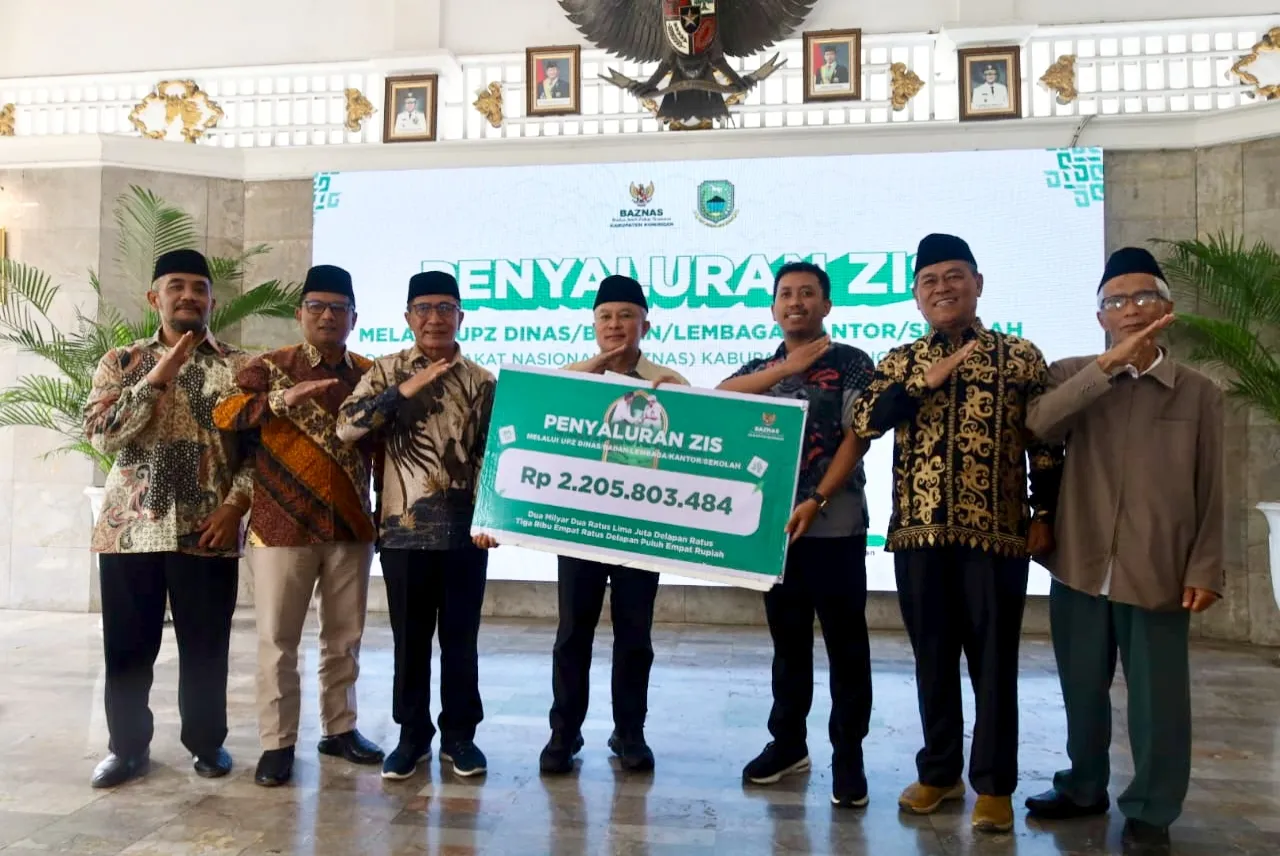Bupati Kuningan Dan Jajaran Baznas Kuningan