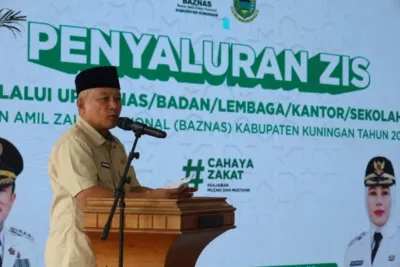 Bupati Kuningan Dr.h.dian Rachmat Yanuar Msi