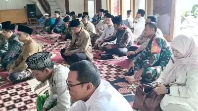 Forum Kiai Dan Qori Kab.kuningan Saat Reses Hra