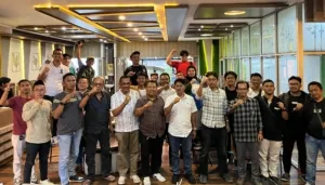 Foto Bersama Usai Diakusi