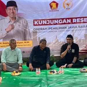 Ketua Psht Lindu Saat Menyampaikan Aspirasi