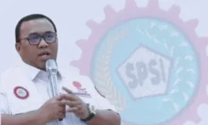 Presiden Buruh Kspsi Andi Gani Nena Wea Sh.mh