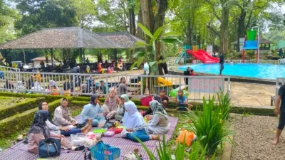 Wisata Keluarga Di Wisata Woodland