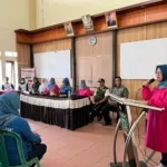 Yati U. Kusmana Saat Memberikan Sambutan