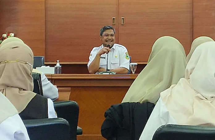 Dr Agah Nugrahas.k.m Kabid Yankes Kuningan