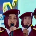 Empat Siswa Sekolah Rkayat