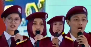 Empat Siswa Sekolah Rkayat