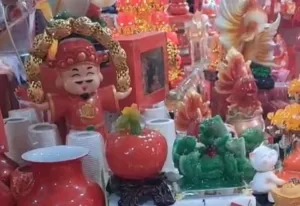 Jelang Imlek Di Kawasan Glodok Jakarta Barat