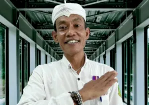 Umar Hidayat Kepala Desa Jagara