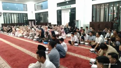 Acara Santunan Yatim Dan Huber Dengan Rs.permata