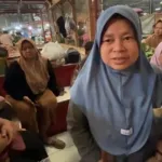 Ibu Ika Pelanggan Setia Hds Beef Rela Antri