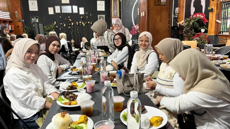 Jelajah Buka Puasa Bersama