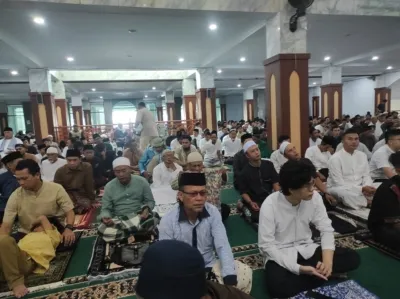 Lantunan Takbir Jelang Solat Idulfitri