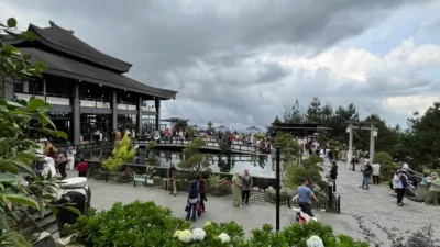 Suasan Hari Kedua Lebaran Di Arunika