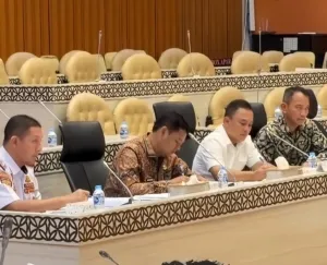 Bupati Dan Jajaran Saat Di Komisi V Di Dpr Ri