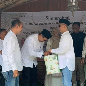 Kadisdik Dr.elon Saat Acara Halal Bihalal Mkks