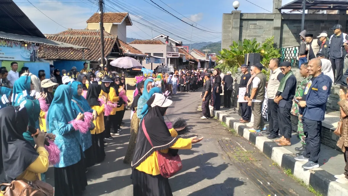 Masyrakat Awirarangan Kuningan