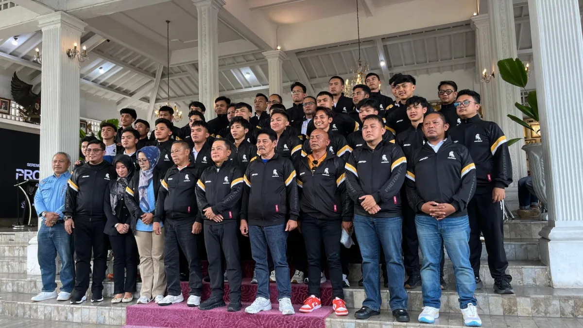 Tim Proton Fc Siap Dilepas Oleh Bupati