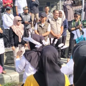 Wabub Dlm Kebersamaan Dengan Masyrakat