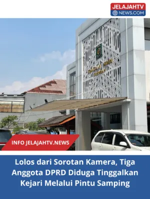 Lolos dari Sorotan Kamera, Tiga Anggota DPRD Diduga Tinggalkan Kejari Melalui Pintu Samping
