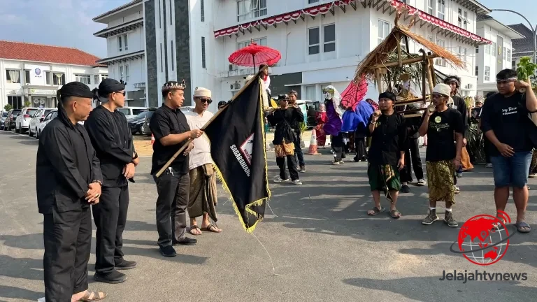 Puncak Milangkala Saung Kopi Hawu: Karnaval Budaya dan 3.000 Porsi Makan Disiapkan