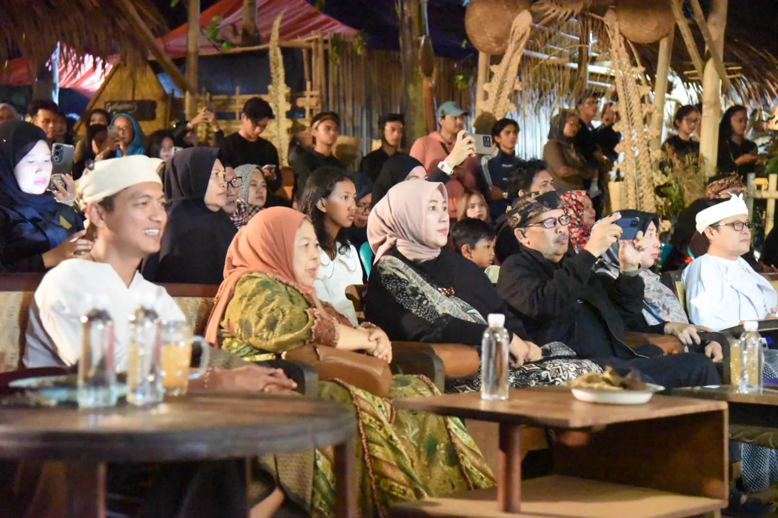 Wabub Tuti : 6 Tahun Saung Kopi Hawu, Menjaga Api Penyemangat  Budaya Sunda