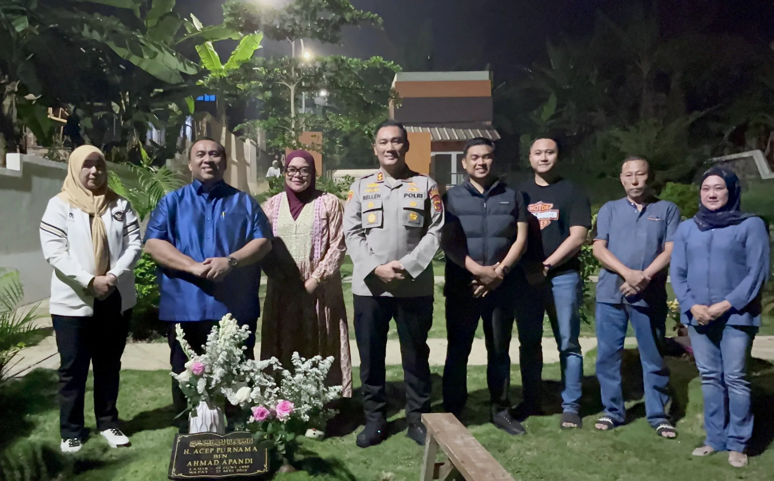Andi Gani Ziarah ke Makam Acep Purnama, Titip Pesan Kuningan Harus Tetap Guyub