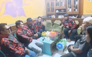 PP PAC Jalaksana Hadir Beri Dukungan Moril dan Materiil kepada Keluarga Korban Penganiayaan