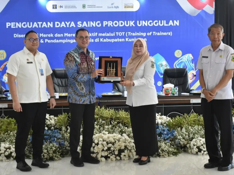 Pemkab Kuningan Dorong UMKM Daftarkan Merek Produk